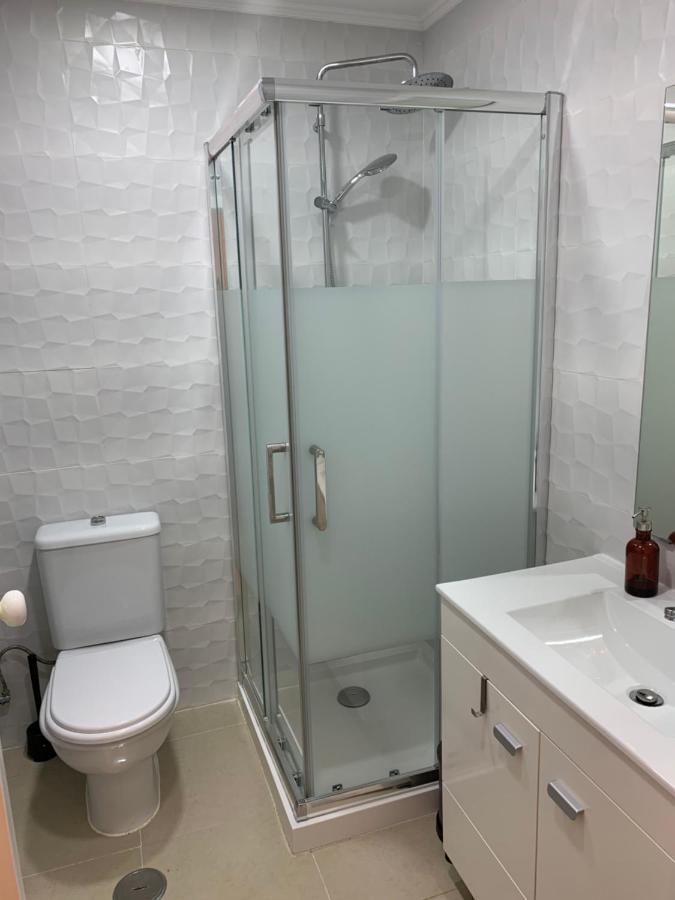Spacious 1 Bedroom With A Parking Spot In Chiado Appartement *